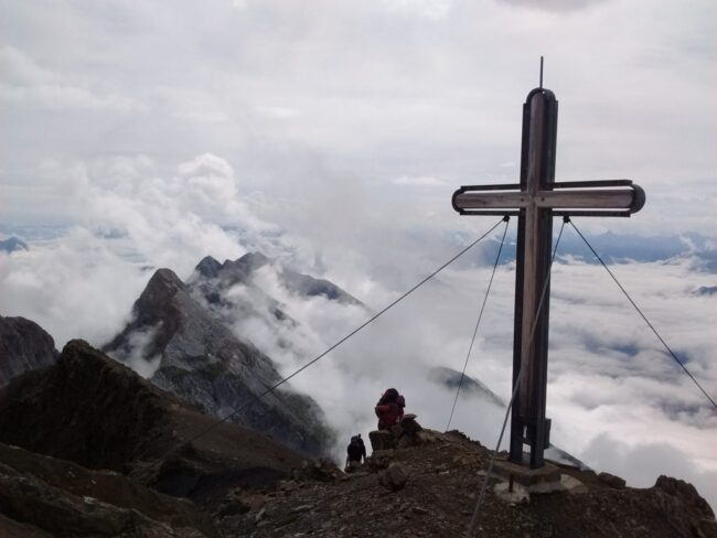Titelbild für Blogartikel zum Thema "Ziele erreichen mit Achtsamkeit"