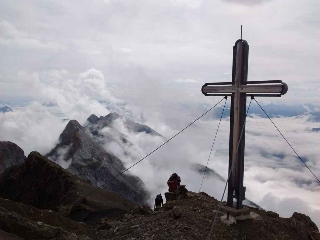 Titelbild für Blogartikel zum Thema "Ziele erreichen mit Achtsamkeit"